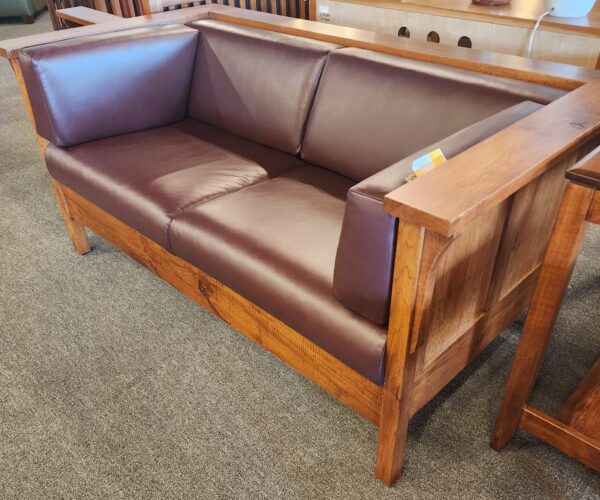 Cubic Panel Loveseat